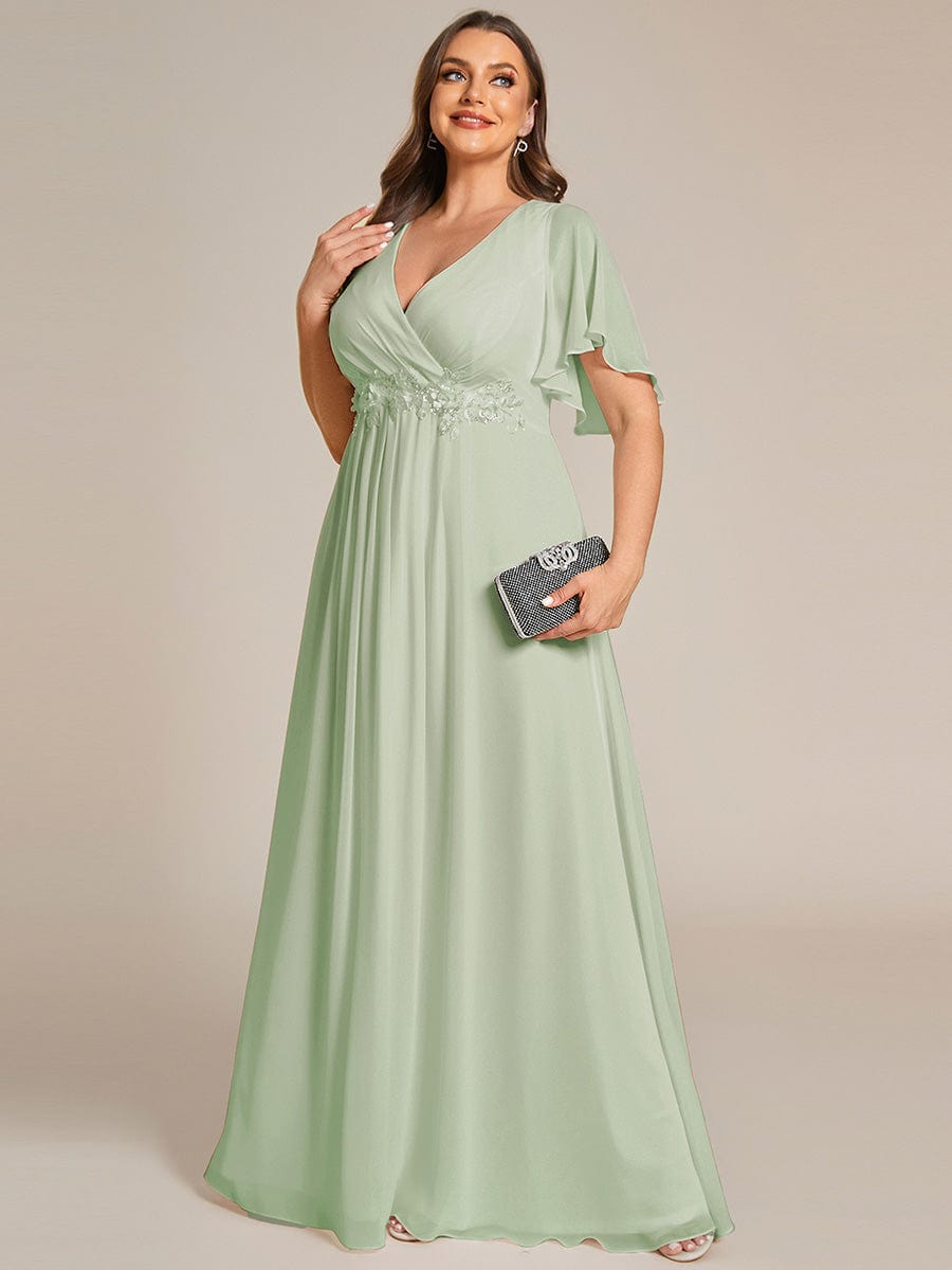 Plus Size Floral Applique Short Sleeve A-Line Chiffon Evening Dress #color_Mint Green Plus Size Floral Applique Short Sleeve A-Line Chiffon Evening Dress #color_Mint Green