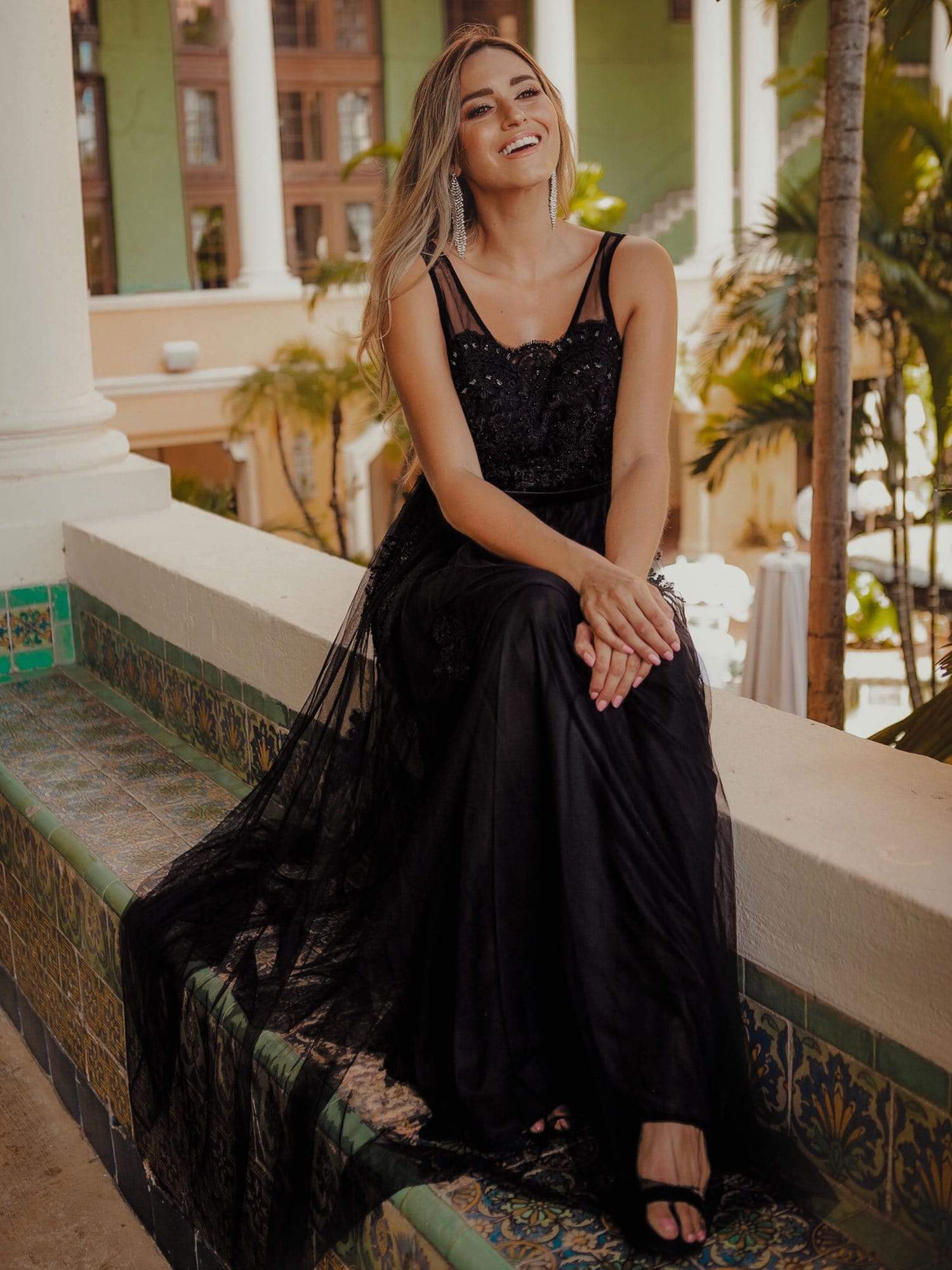 COLOR=Black | Women Elegant V Neck Sleeveless Lace Evening Cocktail Party Dresses-Black 3 COLOR=Black | Women Elegant V Neck Sleeveless Lace Evening Cocktail Party Dresses-Black 3