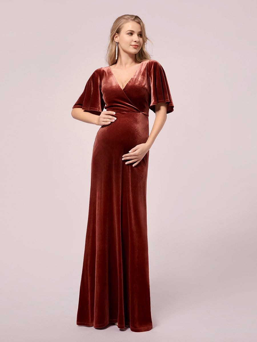 velvet maternity dress Gwen and a high neckline Velvet Maternity Bridesmaid Dress |