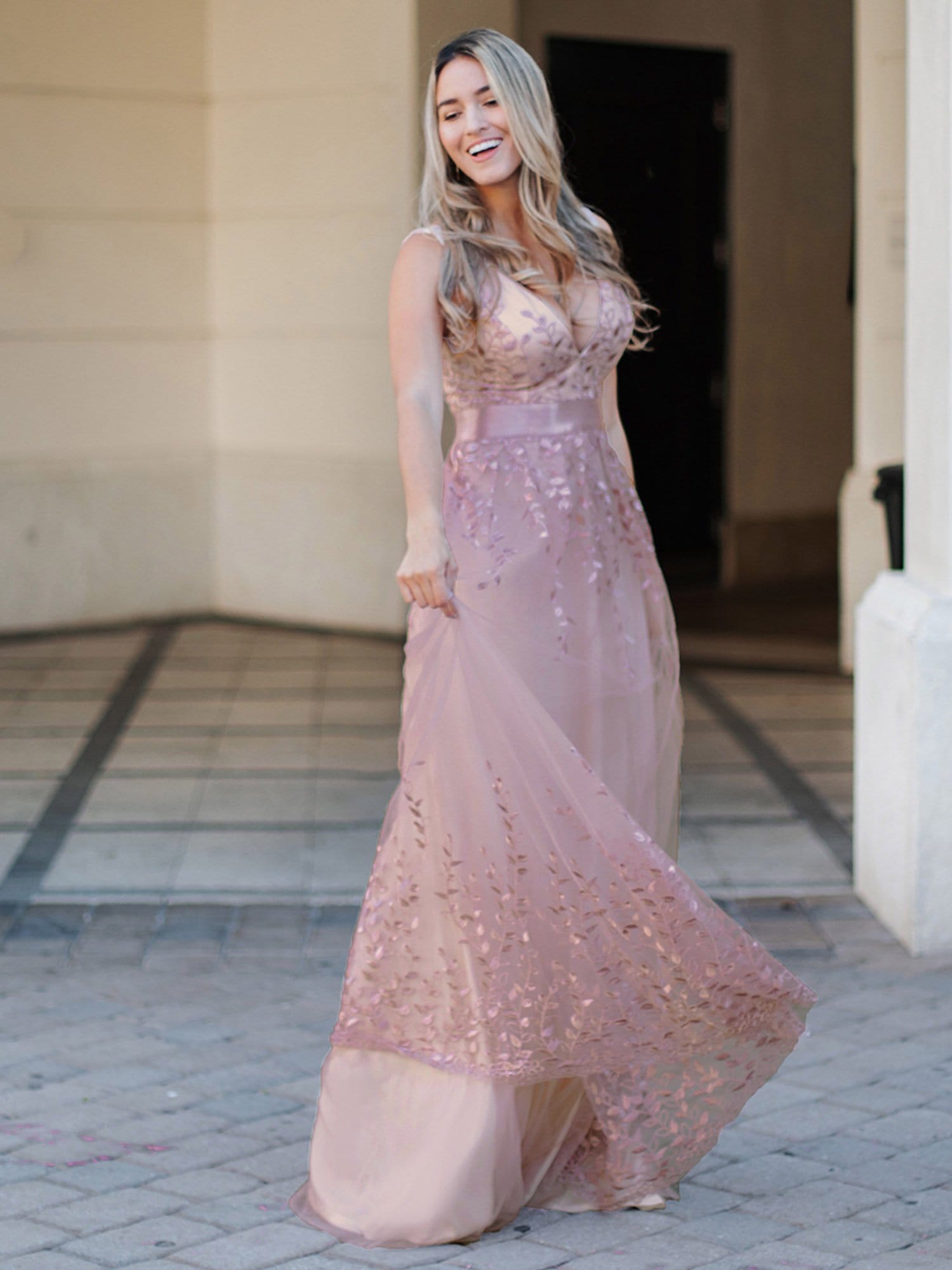 Color=Pink | Romantic V-Neck Embroidery Maxi Bridesmaid Dress-Pink 4
