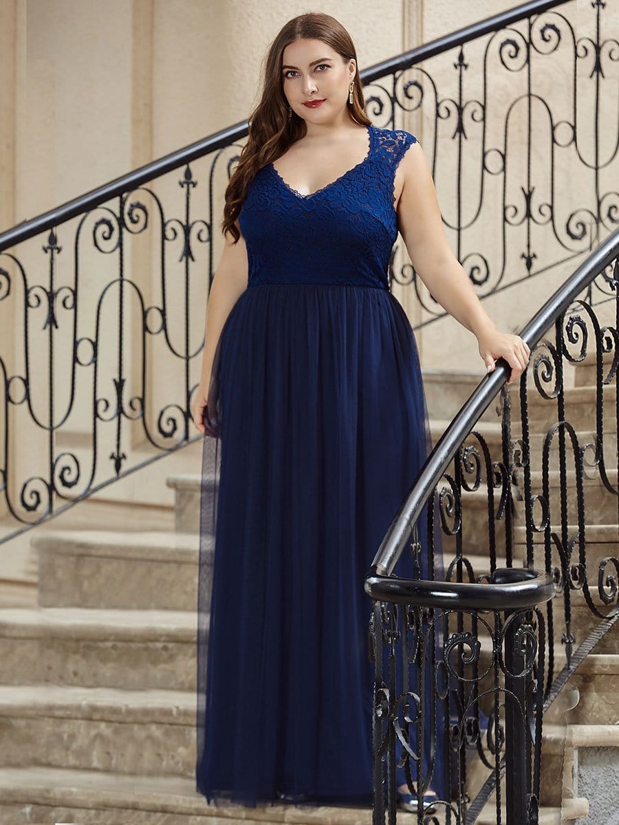 Color=Navy Blue | Plus Size Elegant A Line V Neck Hollow Out Long Bridesmaid Dress With Lace Bodice-Navy Blue 4